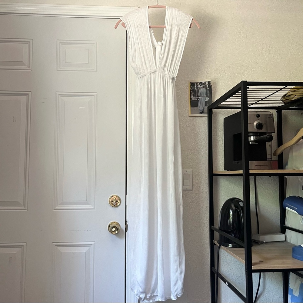 BAMBOO BLONDE white rayon gauze backless tie halter sleeveless maxi‎ dress